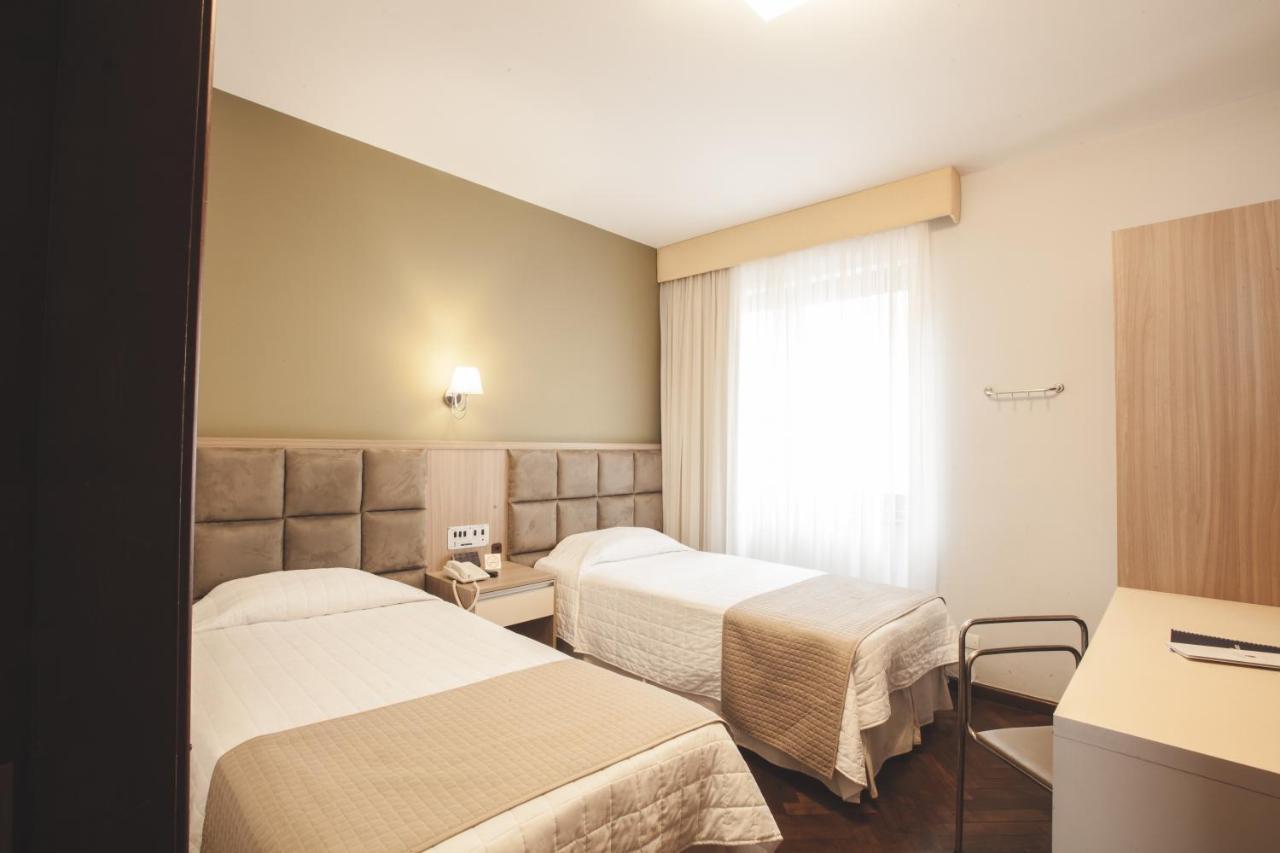Curitiba Palace Hotel Luaran gambar